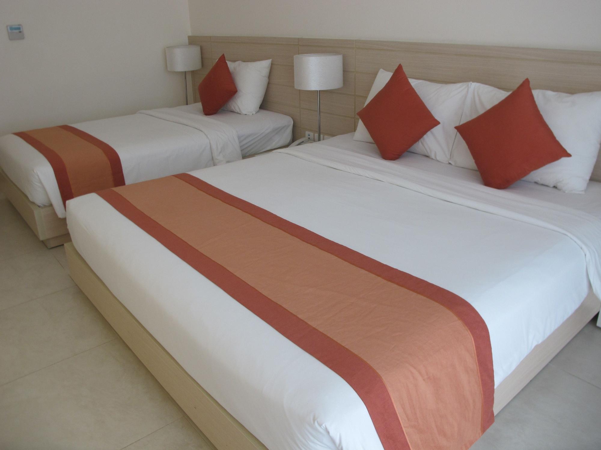 Nhi Phi Hotel Nha Trang Esterno foto
