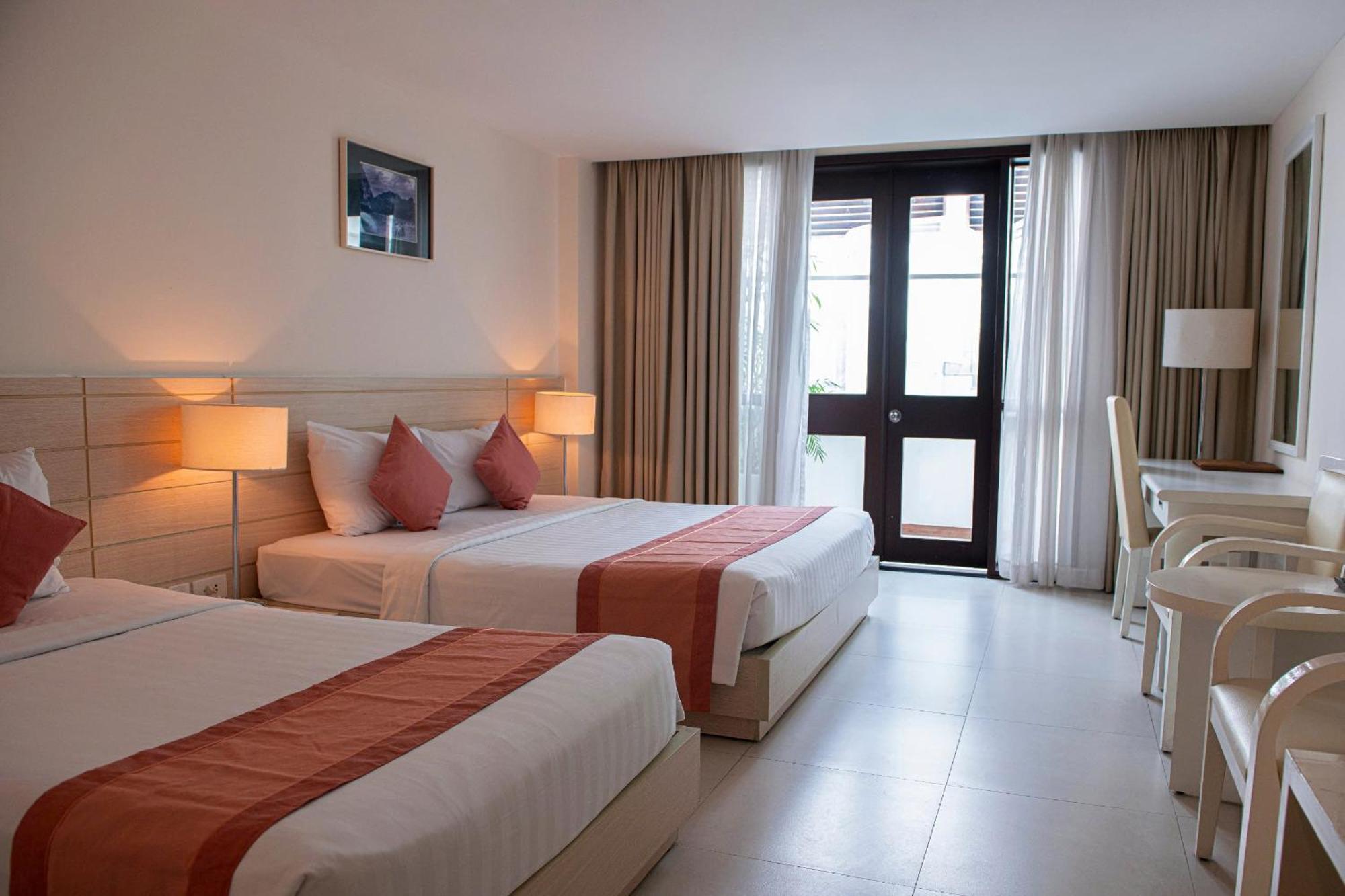 Nhi Phi Hotel Nha Trang Esterno foto