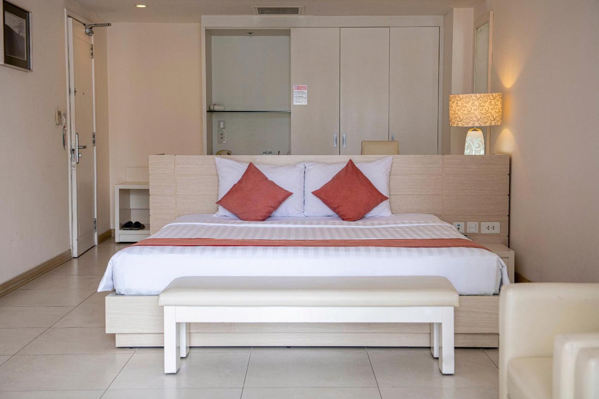 Nhi Phi Hotel Nha Trang Esterno foto