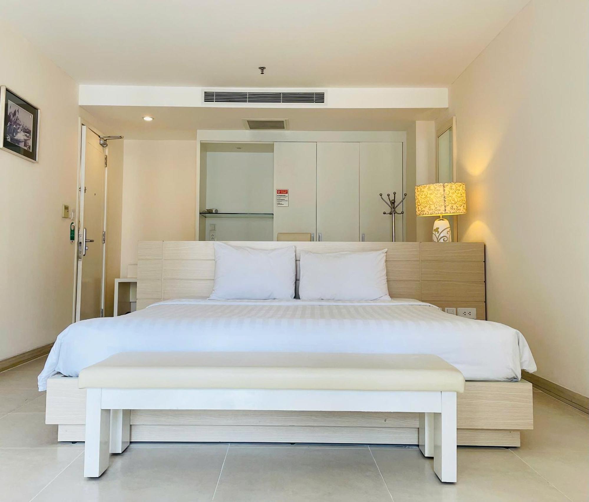 Nhi Phi Hotel Nha Trang Esterno foto
