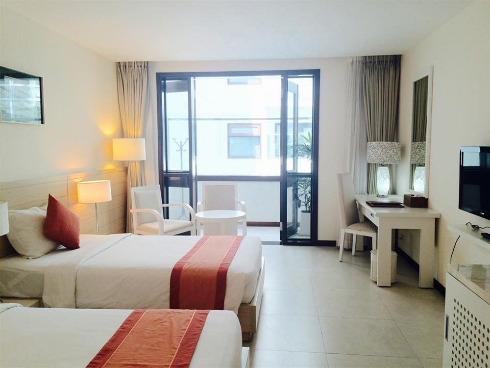 Nhi Phi Hotel Nha Trang Esterno foto